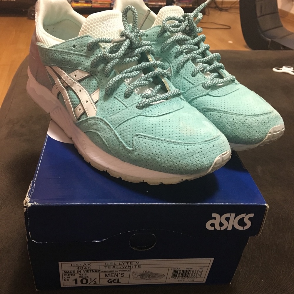 Diamond Supply Asiscs